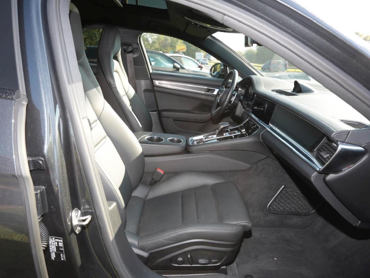 PORSCHE Panamera 4 E-Hybrid Platinum Edition HeadUp Bose