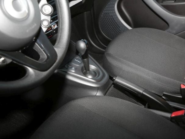 SMART EQ forfour Cool & Audio Volldach 22kW SHZ SMART EQ forfour Cool & Audio Volldach 22kW SHZ