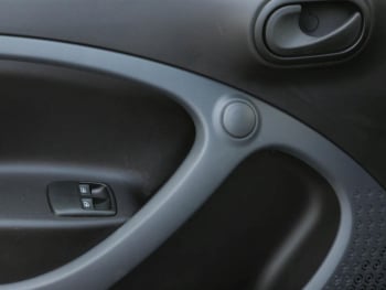 SMART EQ forfour Cool & Audio Volldach 22kW SHZ