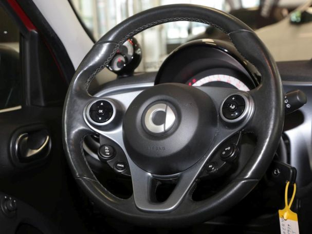 SMART EQ forfour passion Plus 22kW Panorama Kamera SMART EQ forfour passion Plus 22kW Panorama Kamera