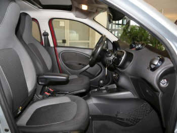 SMART EQ forfour passion Plus 22kW Panorama Kamera