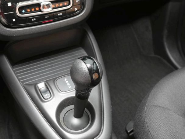 SMART EQ forfour passion Advanced-Paket Volldach SMART EQ forfour passion Advanced-Paket Volldach