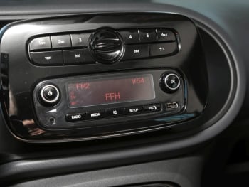 SMART EQ forfour Cool/Audio Volldach 22kW SHZ