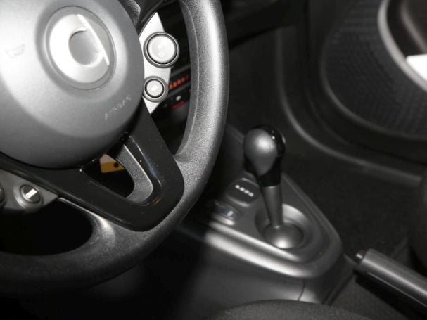 SMART EQ forfour Cool/Audio Volldach 22kW SHZ SMART EQ forfour Cool/Audio Volldach 22kW SHZ
