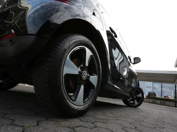 SMART EQ forfour passion Navi Advanced-Paket SHZ LM