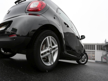 smart EQ forfour advenced-Paket Volldach 22 kW SHZ