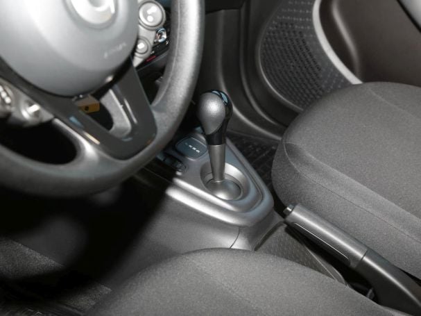 SMART EQ forfour Cool&Audio Volldach 22kW Sitzheizung SMART EQ forfour Cool&Audio Volldach 22kW Sitzheizung