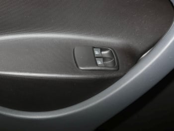 SMART EQ forfour Cool&Audio Volldach 22kW Sitzheizung