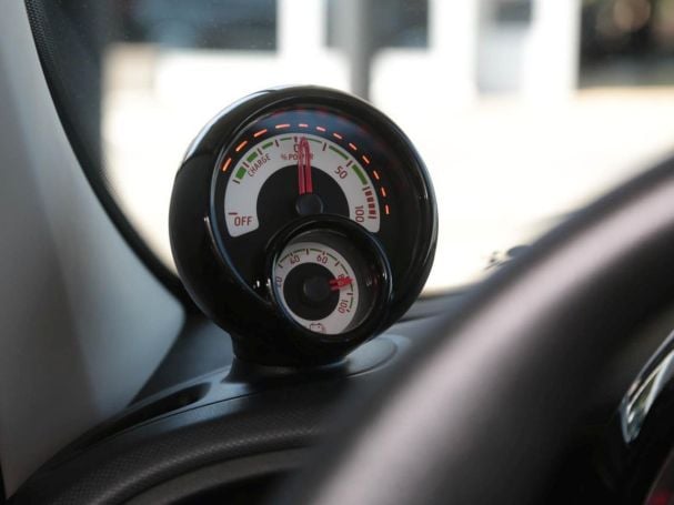 SMART EQ forfour Cool&Audio Volldach 22kW Sitzheizung SMART EQ forfour Cool&Audio Volldach 22kW Sitzheizung