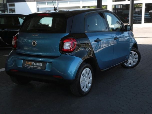 SMART EQ forfour Cool&Audio Volldach 22kW Sitzheizung SMART EQ forfour Cool&Audio Volldach 22kW Sitzheizung