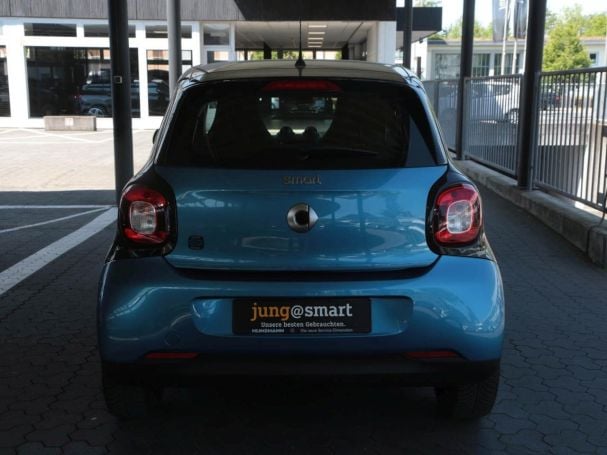 SMART EQ forfour Cool&Audio Volldach 22kW Sitzheizung SMART EQ forfour Cool&Audio Volldach 22kW Sitzheizung