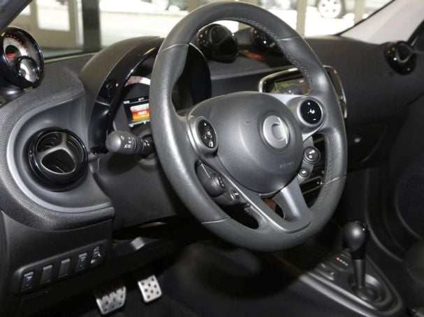 SMART EQ forfour pulse Advanced-Paket Ladekabel-Paket SMART EQ forfour pulse Advanced-Paket Ladekabel-Paket