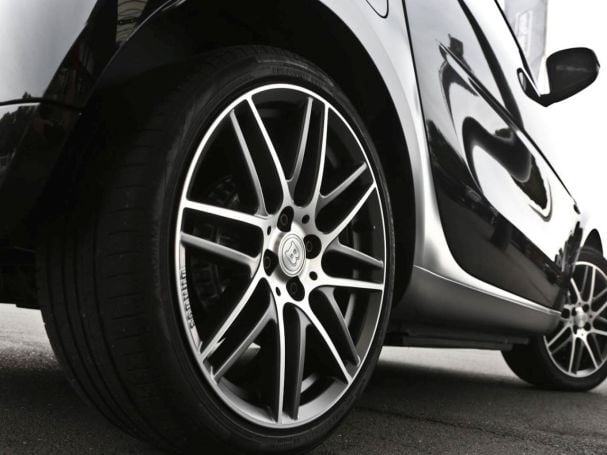 SMART fortwo cabrio Brabus Xclusive Leder Navi JBLSound SMART fortwo cabrio Brabus Xclusive Leder Navi JBLSound