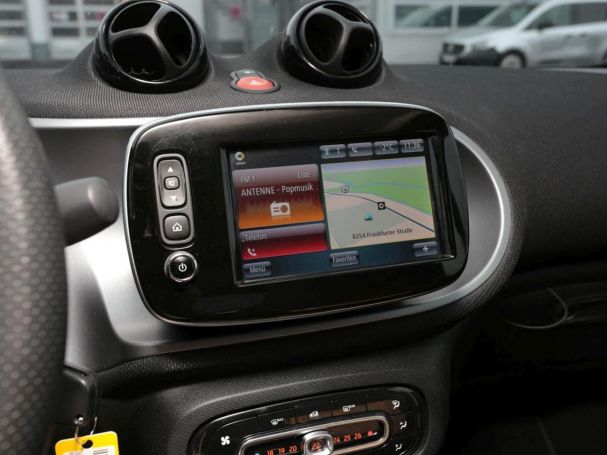 SMART fortwo cabrio twinamic passion Navi Klima SHZ