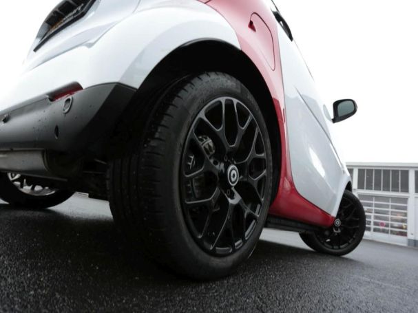 SMART fortwo cabrio twinamic passion Navi Klima SHZ