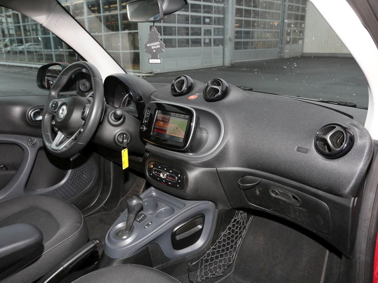 SMART fortwo cabrio twinamic passion Navi Klima SHZ