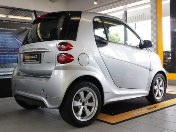 SMART fortwo coupé passion Servo Sitzheizung PanoDach