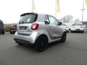 SMART fortwo passion Cool & Audio SHZ Pano Sleek-Style