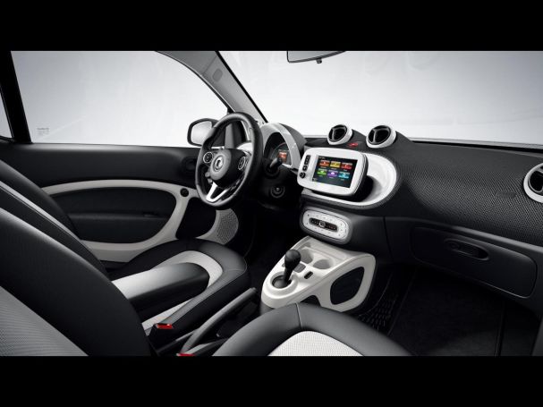 SMART fortwo twinamic Sleek-Style Cool/Media Panorama