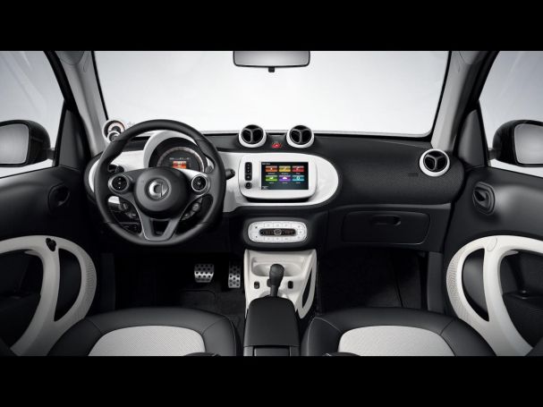 SMART fortwo twinamic Sleek-Style Cool/Media Panorama