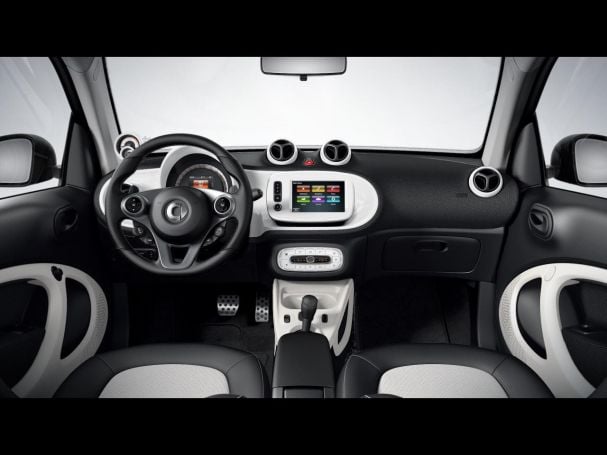 SMART fortwo twinamic Sleek-Style Cool/Media Panorama