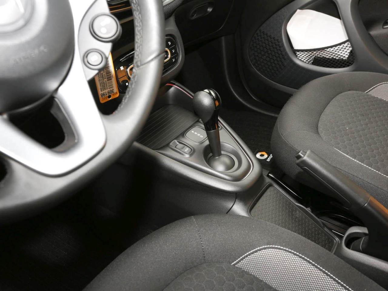 SMART EQ fortwo cabrio passion Plus-Paket 22kW