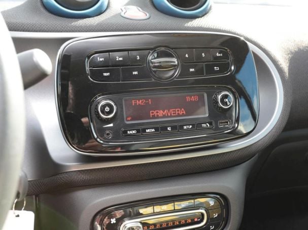 SMART EQ fortwo cabrio passion Plus-Paket 22kW-Lader