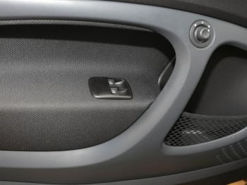 SMART EQ fortwo cabrio passion Plus-Paket 22kW-Lader