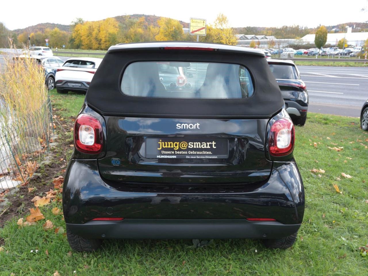 SMART EQ fortwo cabrio passion Plus-Paket 22kW-Lader