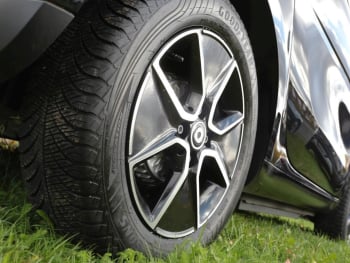 SMART EQ fortwo cabrio passion Plus-Paket 22kW-Lader