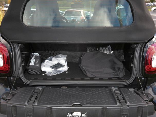 SMART EQ fortwo cabrio passion Plus-Paket 22kW-Lader