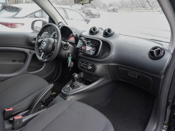 SMART EQ fortwo cabrio Plus-Paket Cool/Audio 22kW