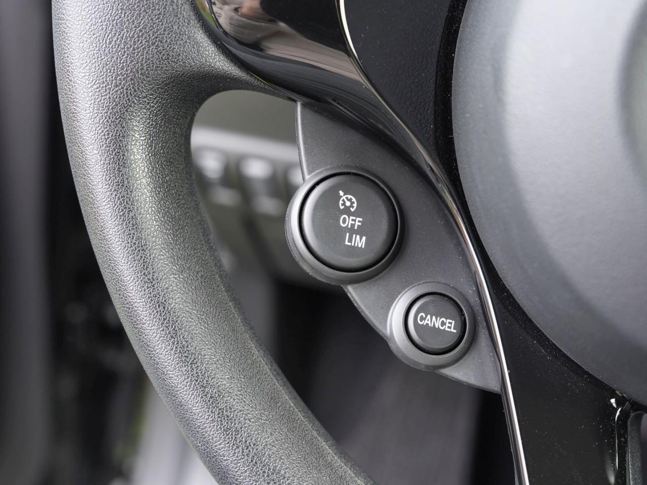 SMART EQ fortwo cabrio Plus-Paket Cool/Audio 22kW