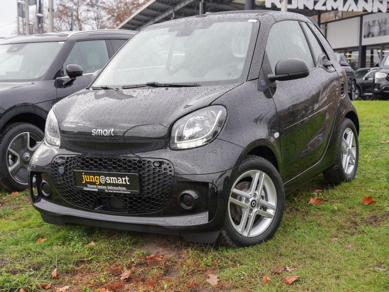 smart fortwo EQ fortwo cabrio Cabrio / Roadster schwarz