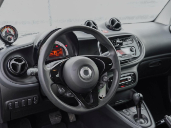 SMART EQ fortwo cabrio Plus-Paket Cool/Audio 22kW