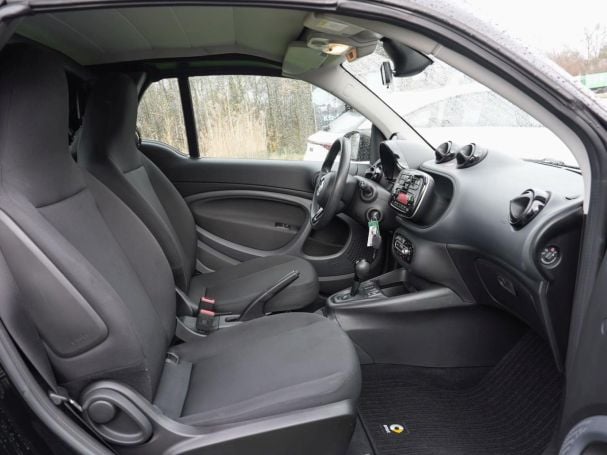 SMART EQ fortwo cabrio Plus-Paket Cool/Audio 22kW
