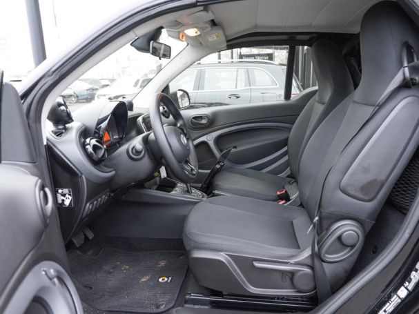 SMART EQ fortwo cabrio plus-Paket Cool&Audio 22Kw