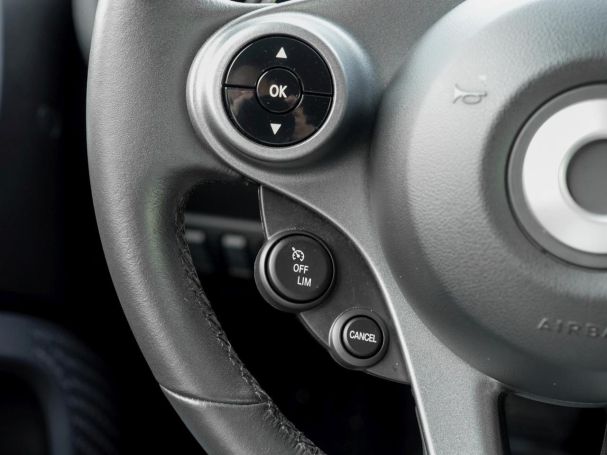 SMART EQ fortwo cabrio passion advanced-Paket 22Kw