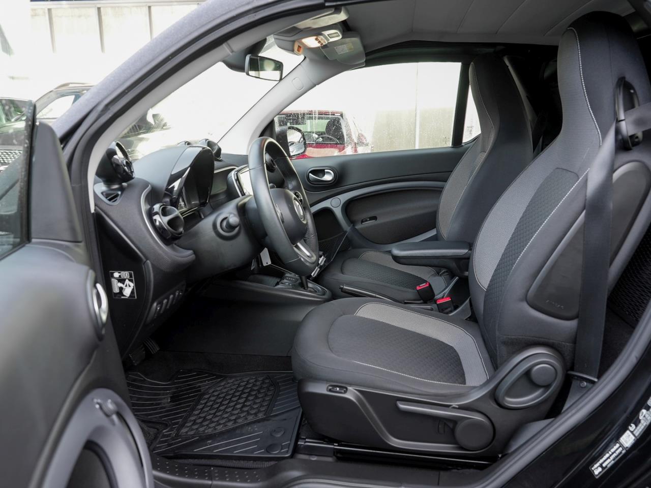 SMART EQ fortwo cabrio passion advanced-Paket 22Kw