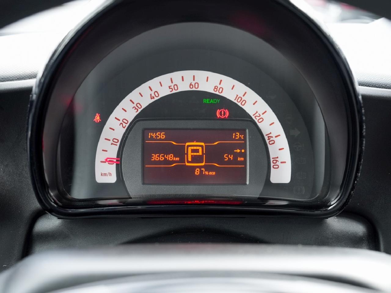 SMART EQ fortwo cabrio plus-Paket Cool&Audio 22kw