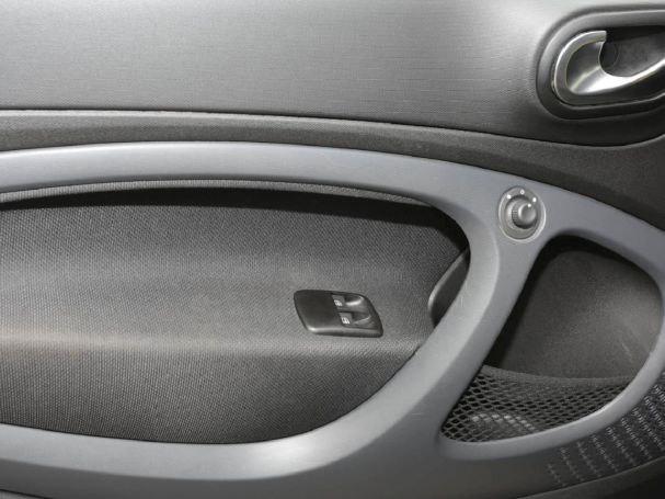 SMART EQ fortwo cabrio prime Plus-Paket Cool&Audio 22kw SMART EQ fortwo cabrio prime Plus-Paket Cool&Audio 22kw