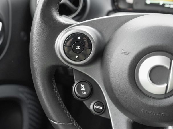 SMART EQ fortwo cabrio passion exclusive Paket 22kW