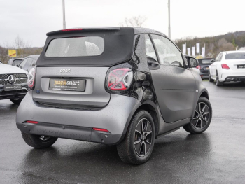 SMART EQ fortwo cabrio passion exclusive Paket 22kW