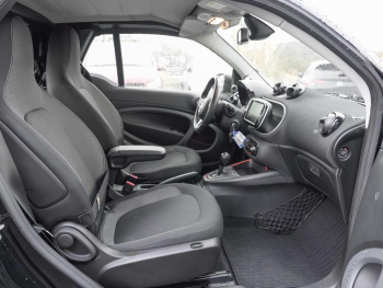 SMART EQ fortwo cabrio passion exclusive Paket 22kW