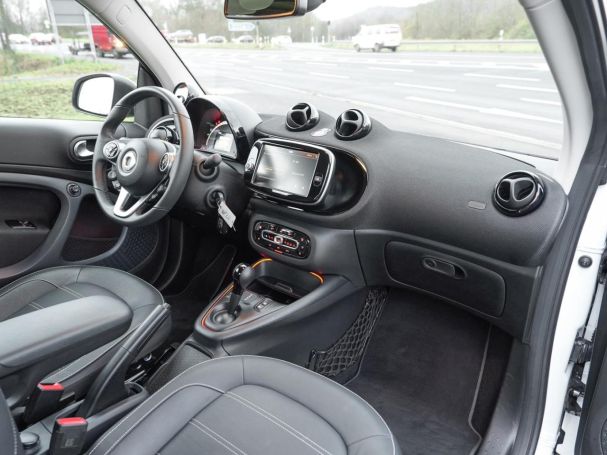 SMART EQ fortwo cabrio prime Exclusive-Paket Plus-Paket