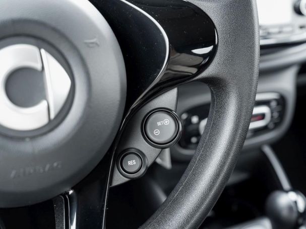 SMART EQ fortwo cabrio Cool&Audio Ladekabel-Paket