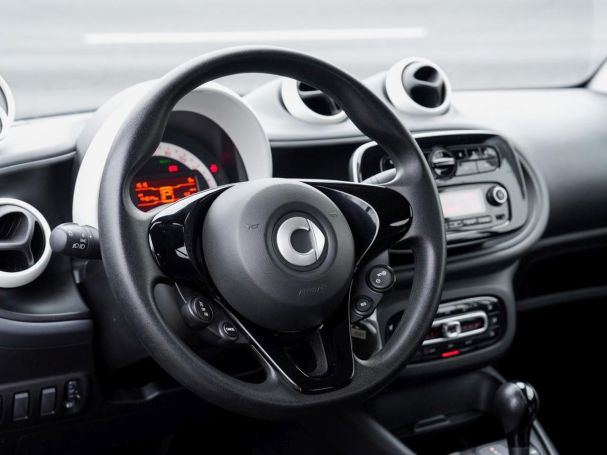 SMART EQ fortwo cabrio Cool&Audio Ladekabel-Paket