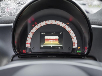 SMART EQ fortwo Plus Paket Advanced Paket SHZ 22kW