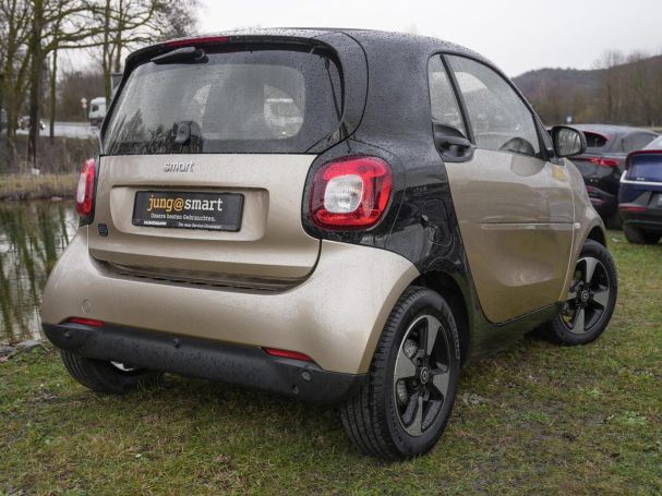 SMART EQ fortwo Plus Paket Advanced Paket SHZ 22kW