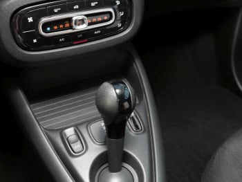 SMART EQ fortwo plus-Paket Cool&Audio Volldach